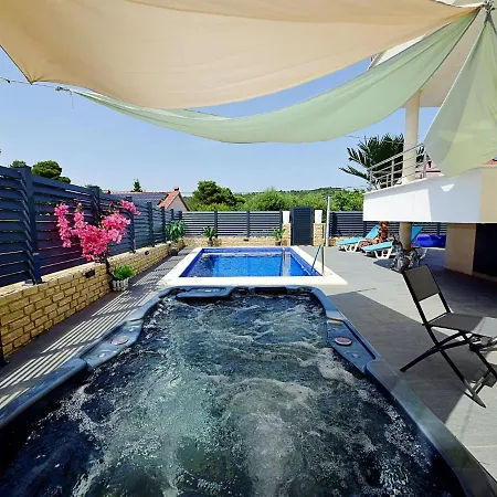 Mirroni By Interhome Stari Grad (Hvar)